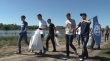 Волонтёры района объединились, чтобы очистить от многочисленного мусора берег Левого Бейсужка